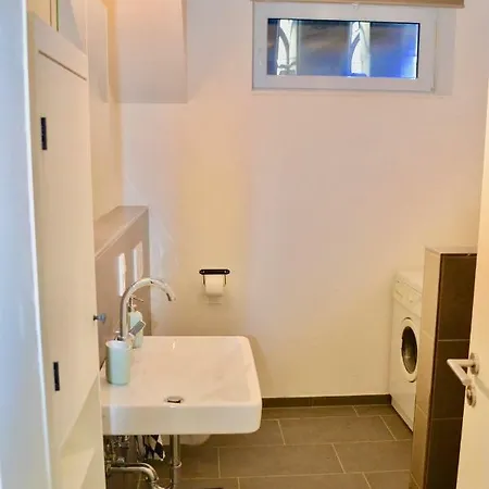 Wunderschone 2 Zi-wohnung In - #119388 Appartement *